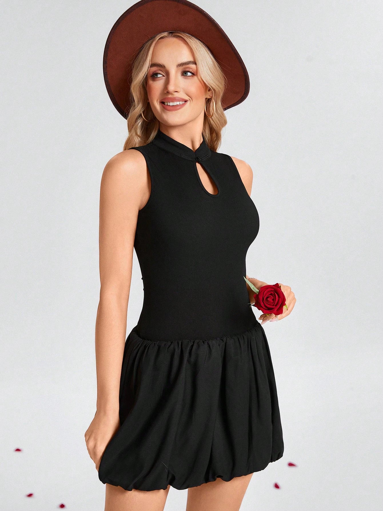 Vestido corto con cuello abotonado, manga abullonada y diseño floral negro para mujer, ropa de estilo occidental para el Día de San Valentín